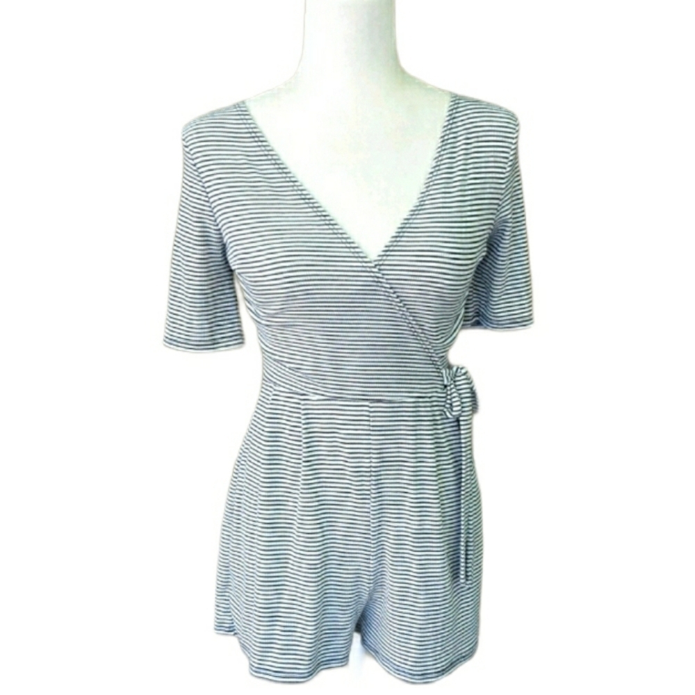 One Clothing - Black & White‎ Romper